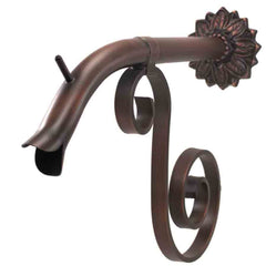 Black Oak Foundry Courtyard Spout – Large w/ Nikila
