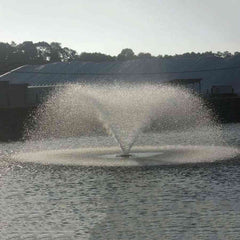 Kasco 5HP Aerating Fountain 5.1VFX with V-Shape Pattern Operating in a Pond